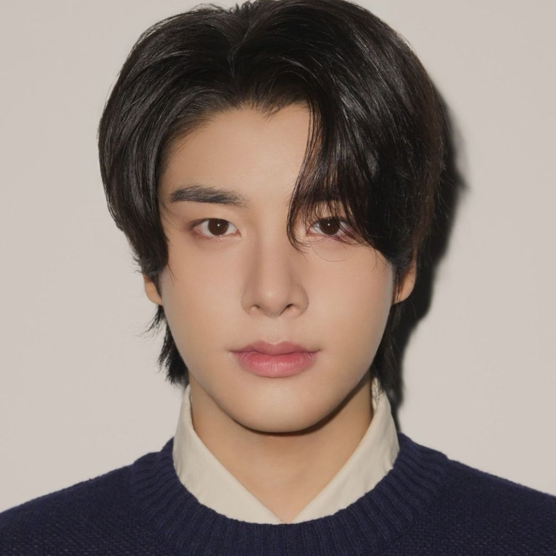 model rambut pria wajah lonjong